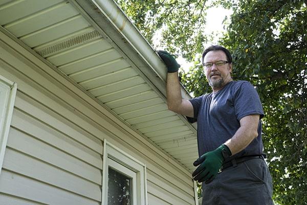 crew at Gutter Cleaning of Bellingham